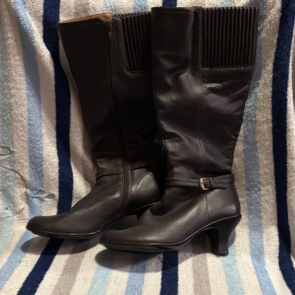 Softspots Chocolate Heeled Boots